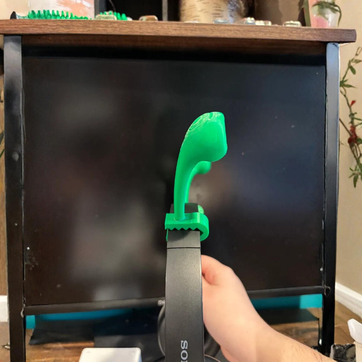 Alien Antenna Headphone Accessories • Green Clip-On Set • Fun Cosplay & Gaming Headset Decor - ThreadaliciousUK